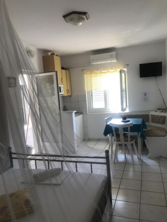 Apartmani Zderic Gradac  Exteriér fotografie