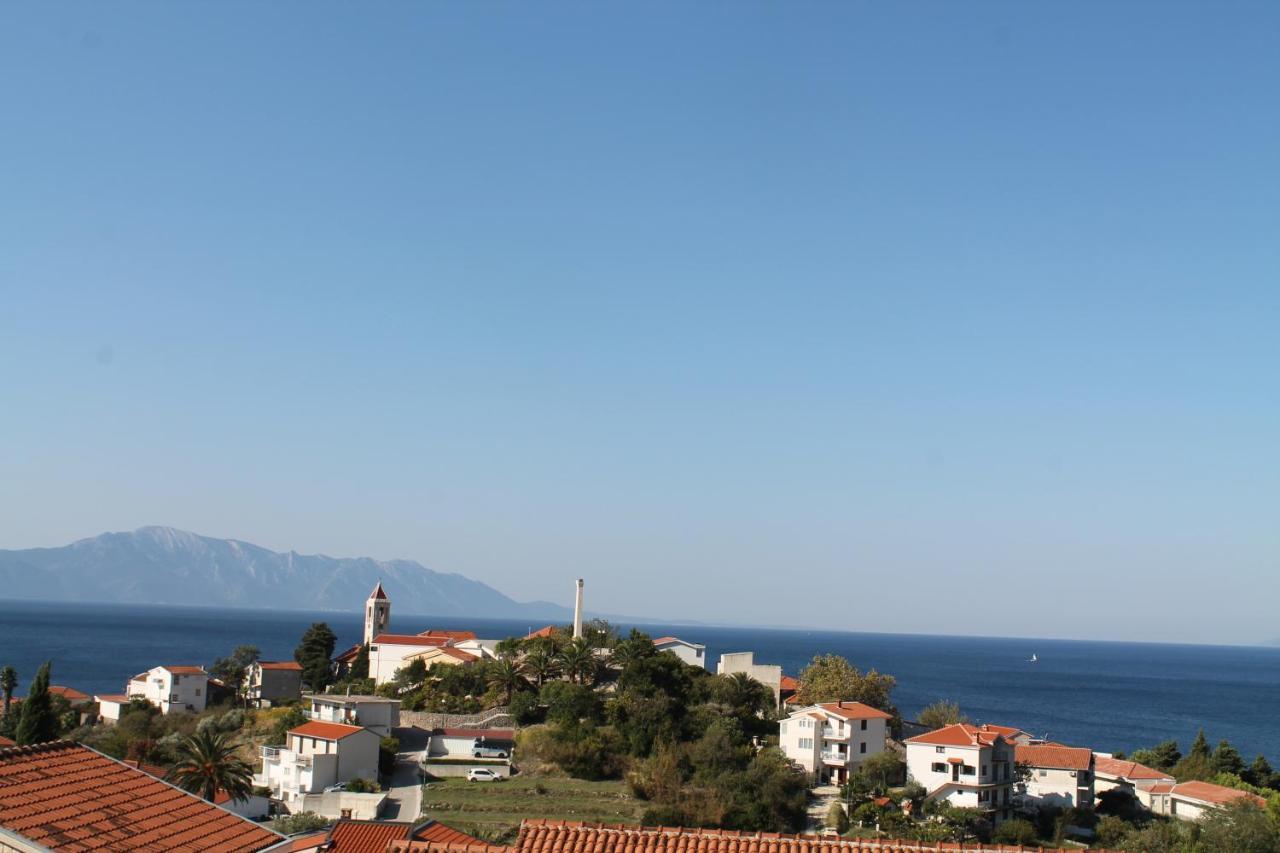 Apartmani Zderic Gradac  Exteriér fotografie