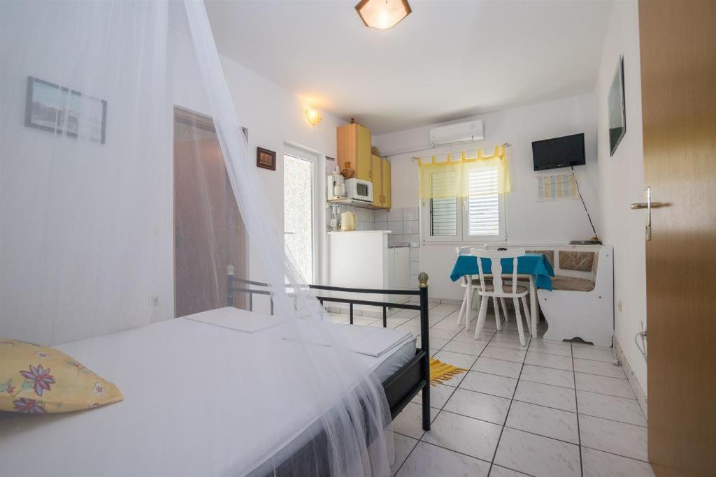 Apartmani Zderic Gradac  Exteriér fotografie