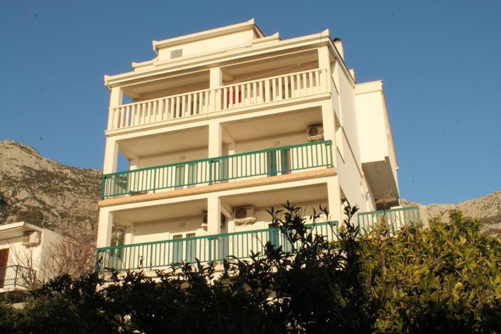 Apartmani Zderic Gradac  Exteriér fotografie