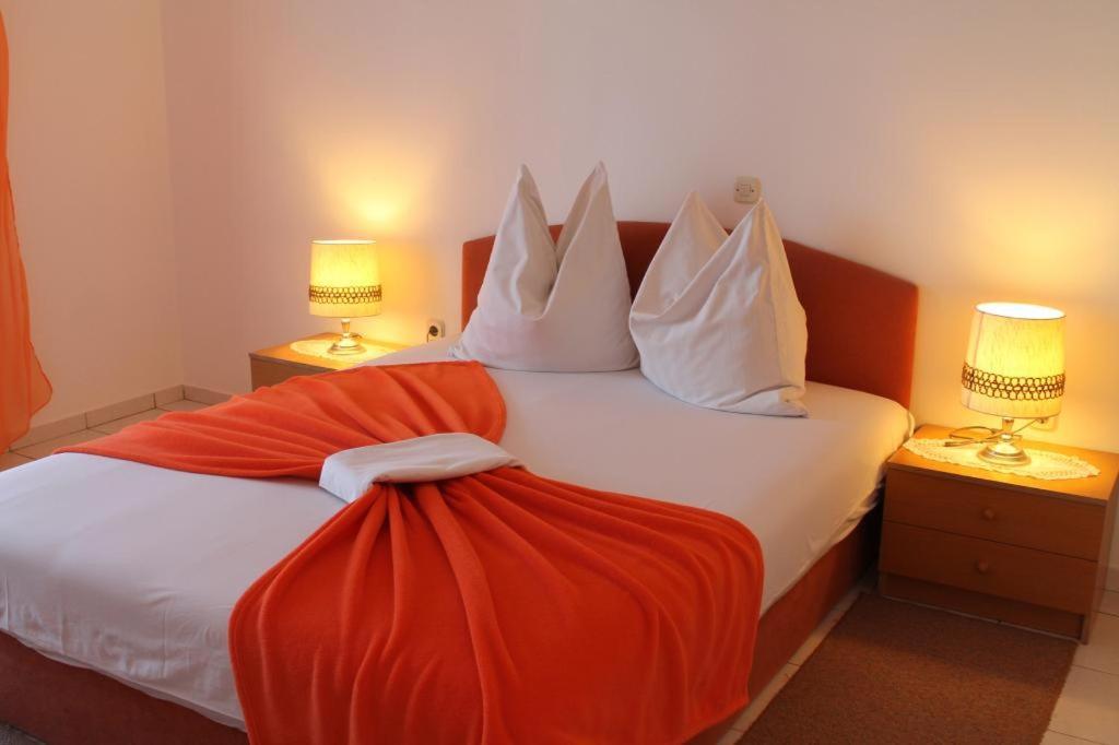 Apartmani Zderic Gradac  Exteriér fotografie